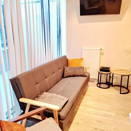 Hanza Tower 615 דירה