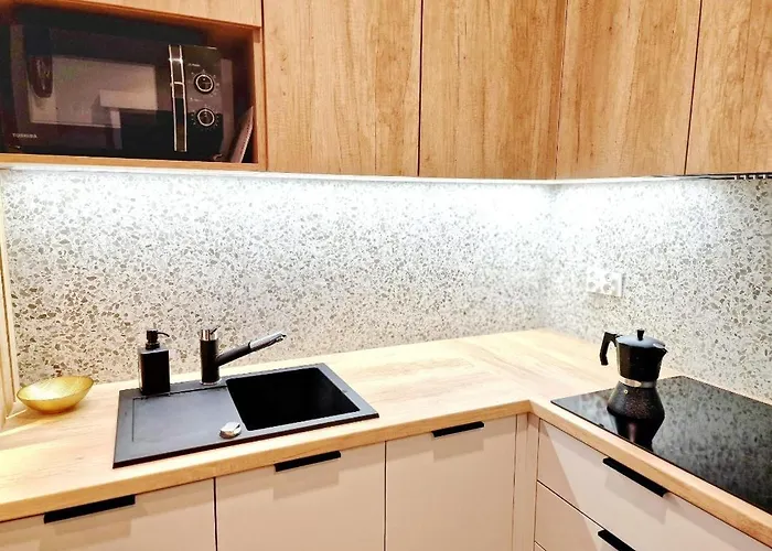 Апартаменты Hanza Tower 615 *